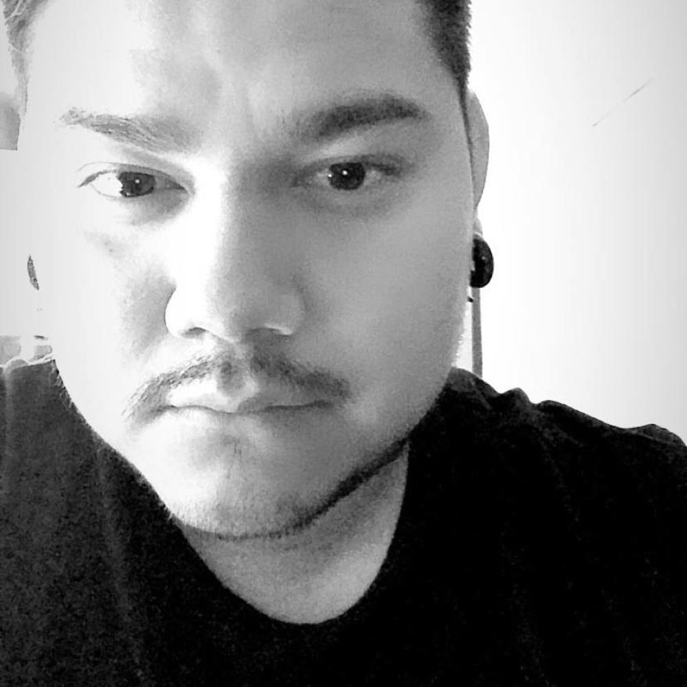 Meet your Posher, Eric